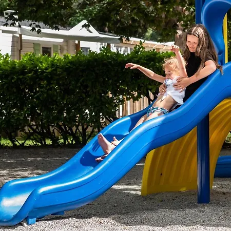 캠프장 Maeva Escapades 미요