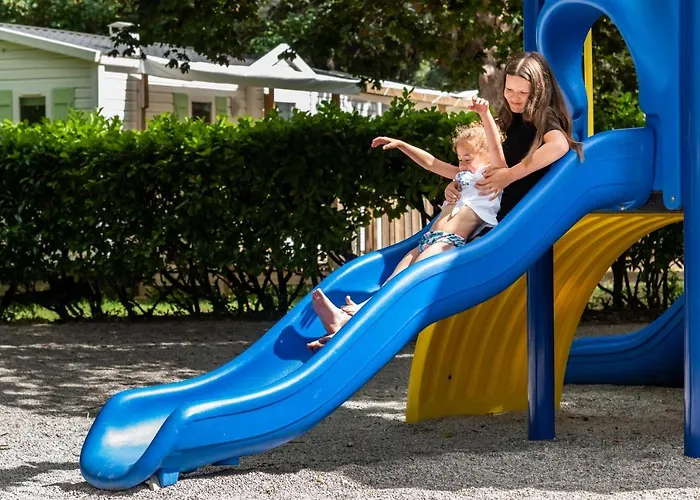 Кемпинг Maeva Escapades Мийо