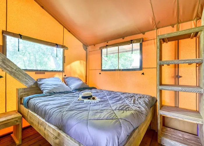 Кемпинг Maeva Escapades 4*